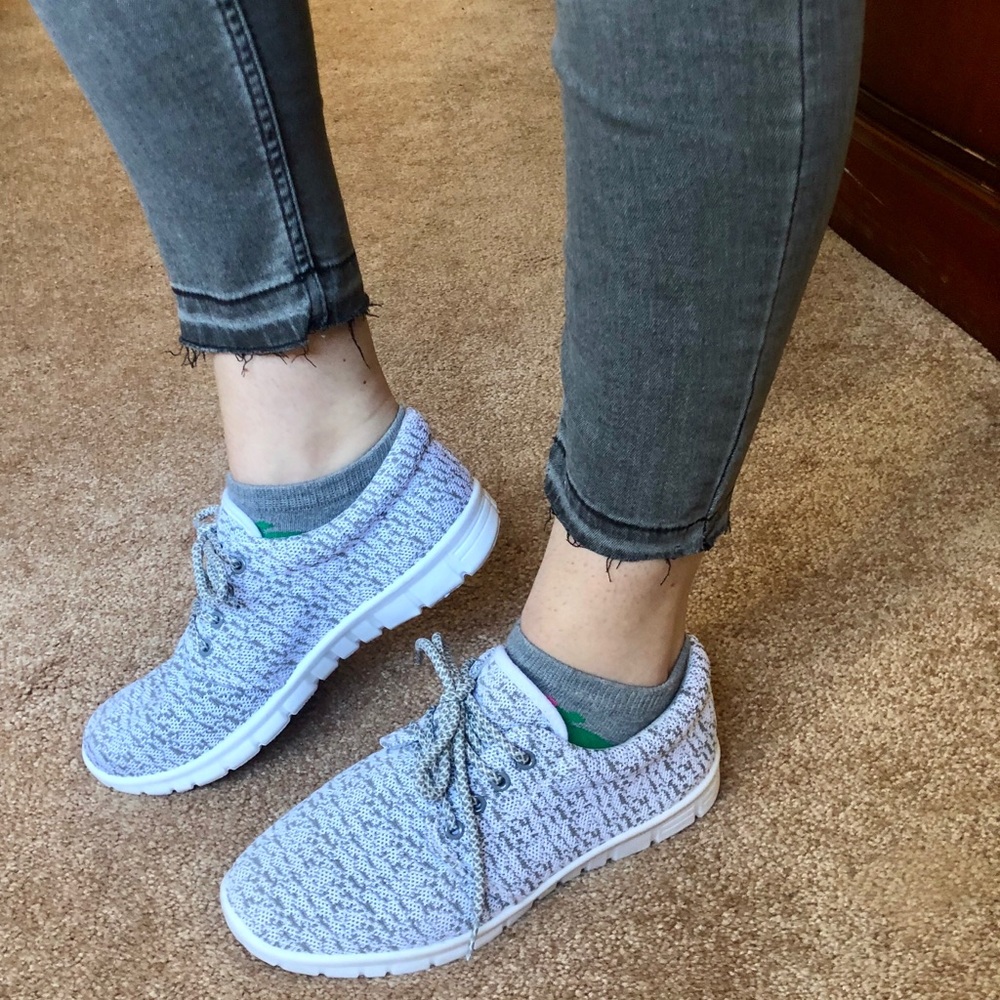 White and Grey knit sneakers, NWOT